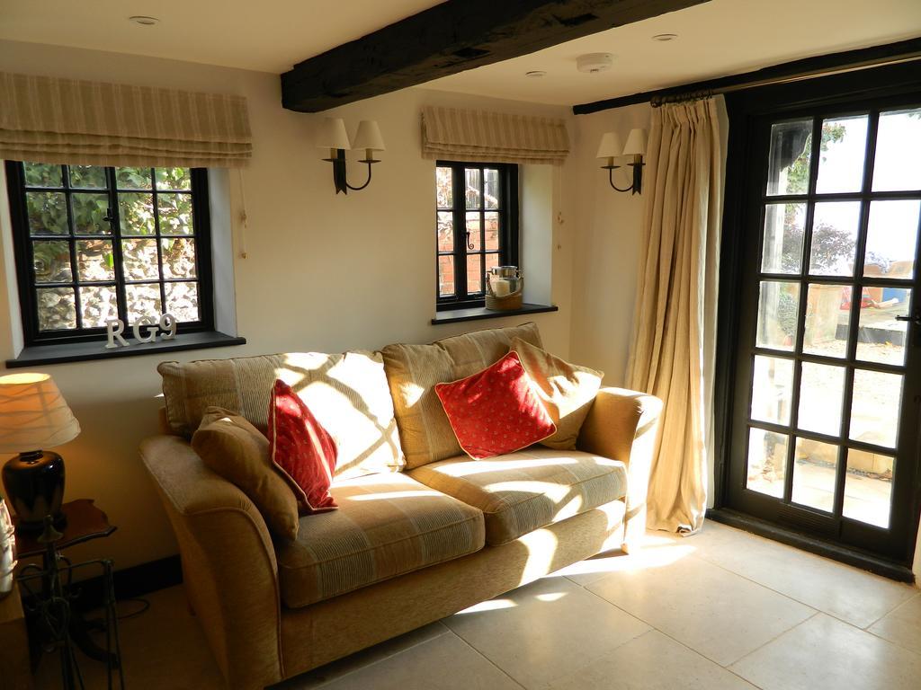 Henry VIII Cottage In The Heart Of Henley Henley-on-Thames Exterior photo