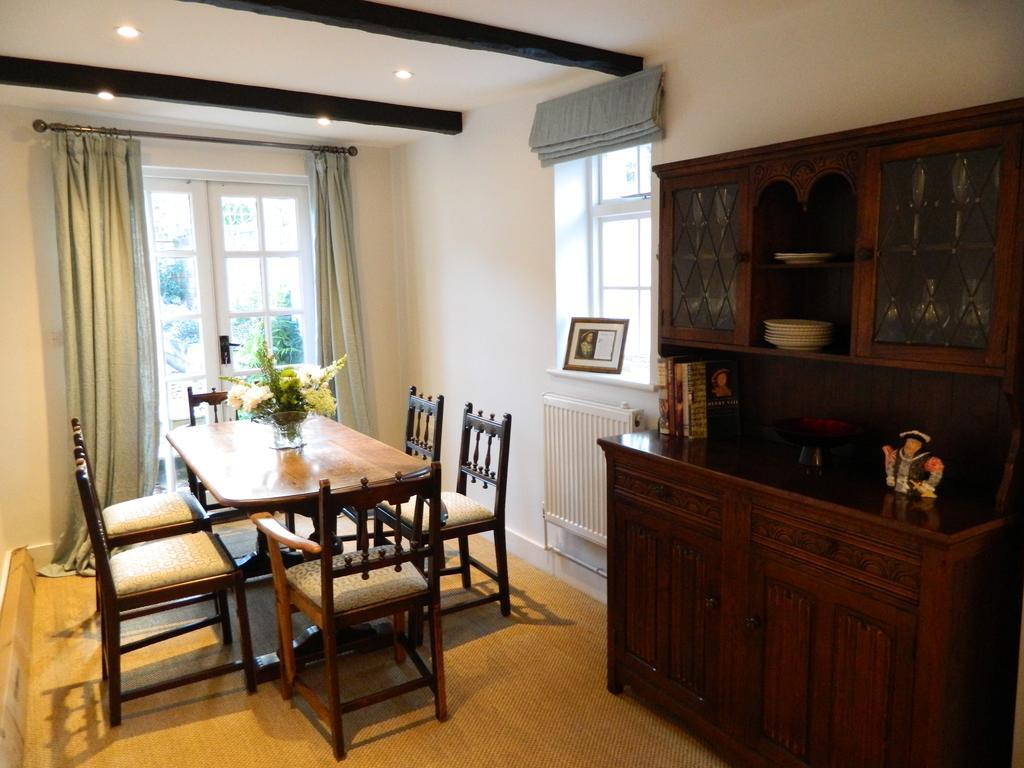 Henry VIII Cottage In The Heart Of Henley Henley-on-Thames Exterior photo